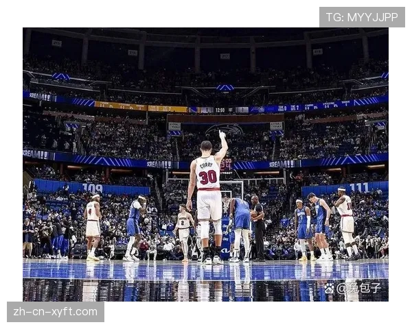 库里高效发挥仍难挽回局面，勇士需拓宽进攻选择